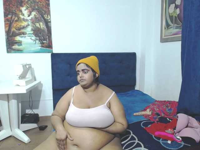 写真 SusanaEshwar #bigboobs #hairy #cum #smoke #pregnant 1000 tips